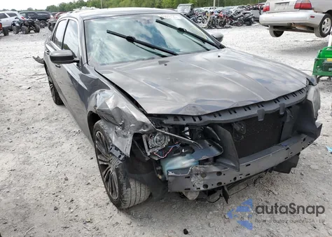 2013 Chrysler 300 S from USA, damaged, VIN 2C3CCABG4DH565622